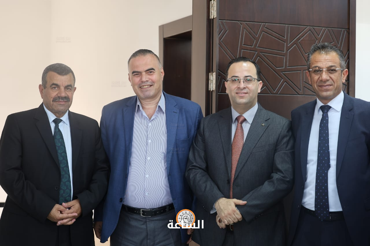 Madar Al-Saa Images 0.7133922312929482