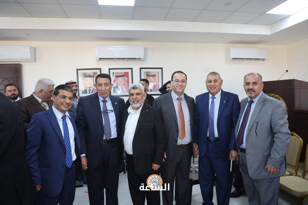 Madar Al-Saa Images 0.6416843258804309