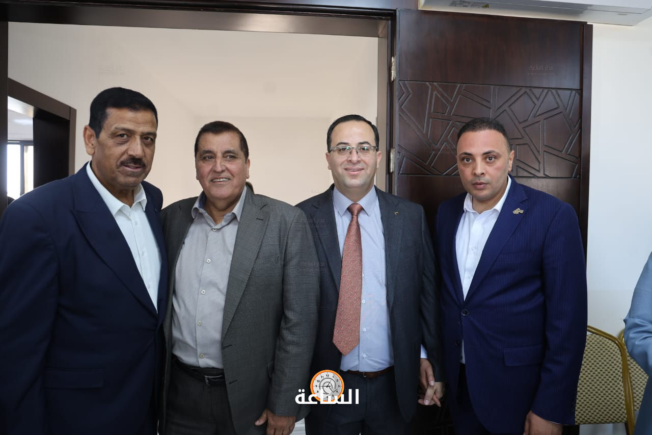 Madar Al-Saa Images 0.7699018262225905