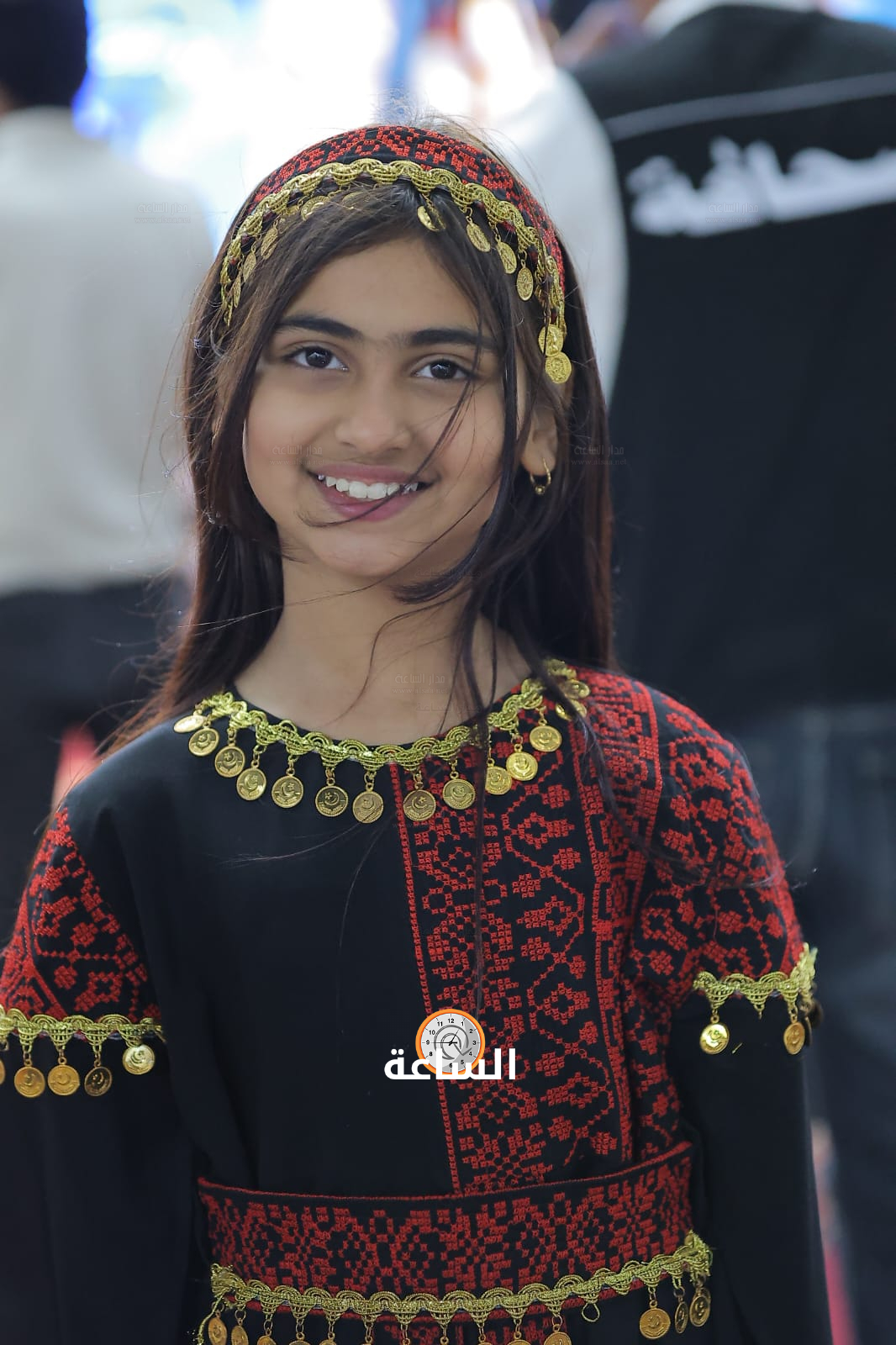 Madar Al-Saa Images 0.5597892410238524