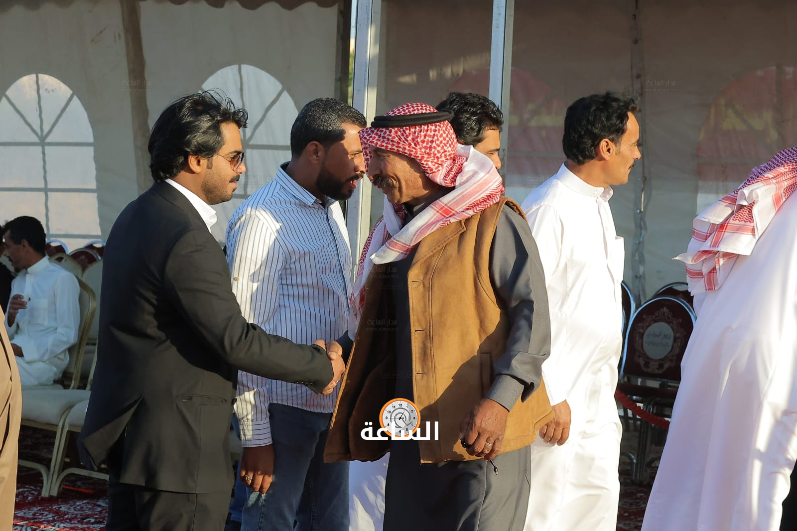 Madar Al-Saa Images 0.9513517395983112