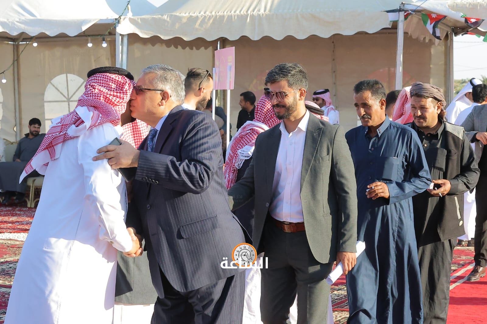 Madar Al-Saa Images 0.7493278238903772