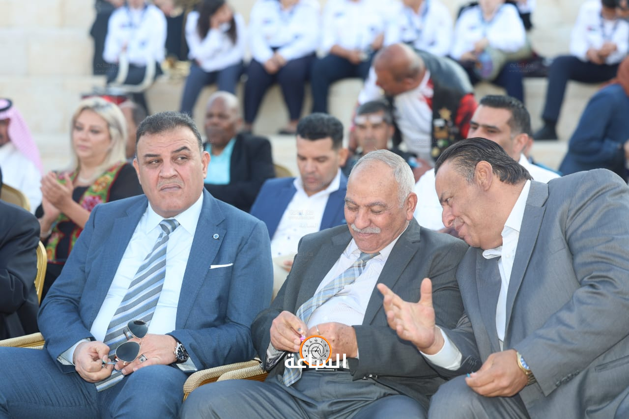 Madar Al-Saa Images 0.4391663029342435