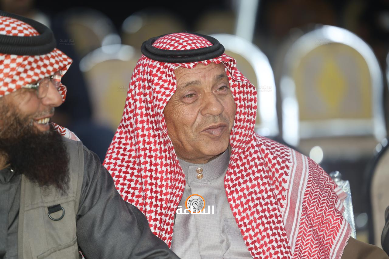 Madar Al-Saa Images 0.17632077795229695