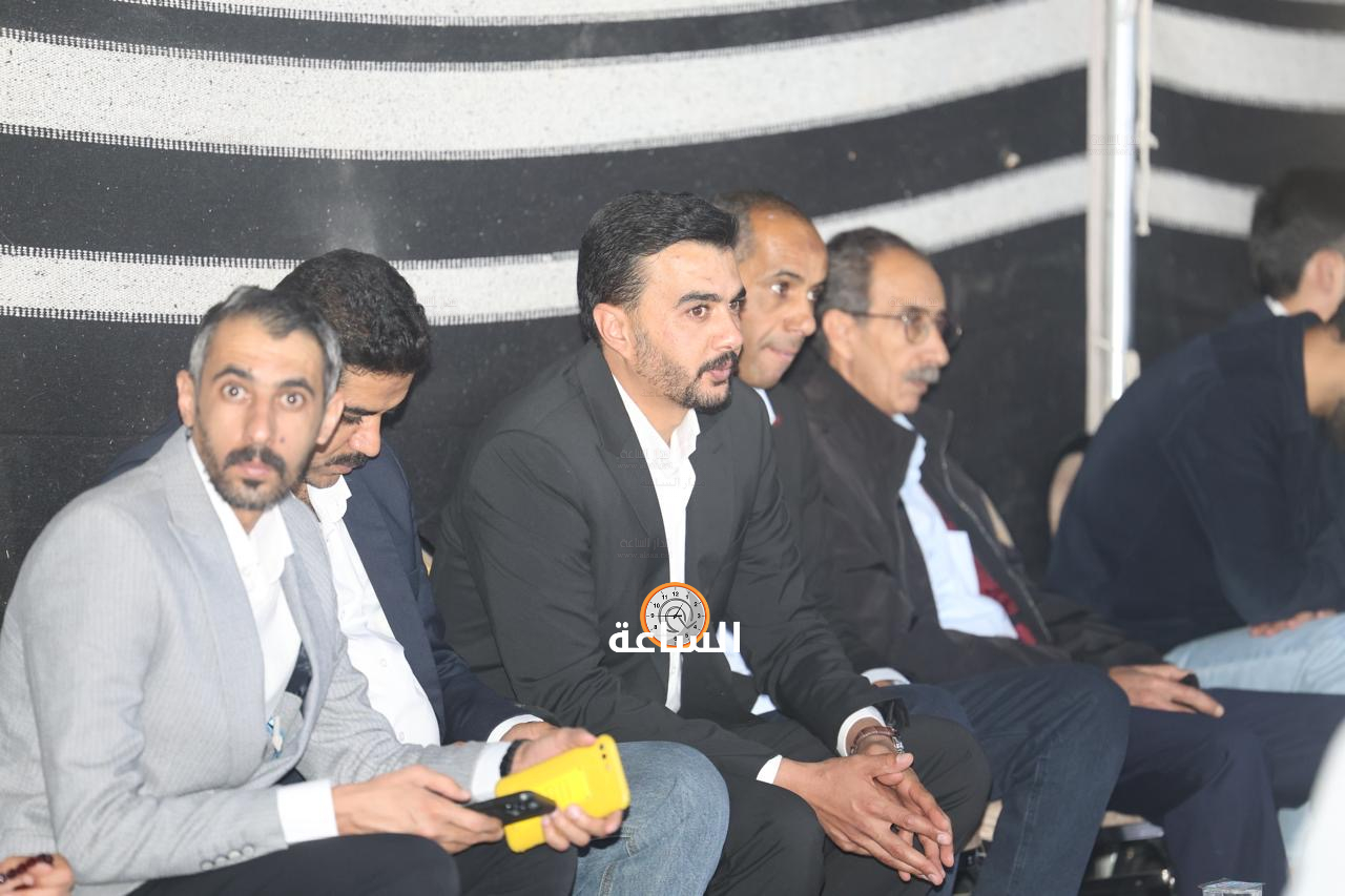 Madar Al-Saa Images 0.37897588228346757