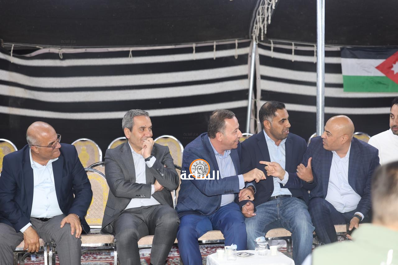 Madar Al-Saa Images 0.6106192509590846