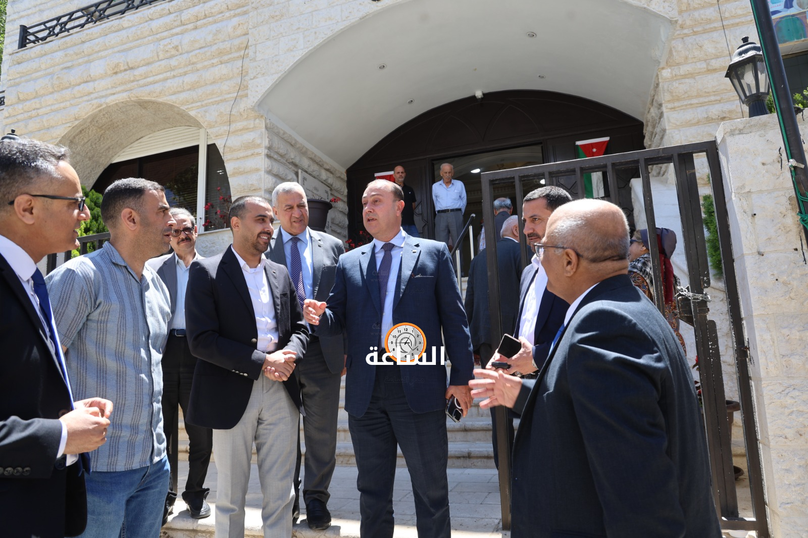 Madar Al-Saa Images 0.12311304724263583