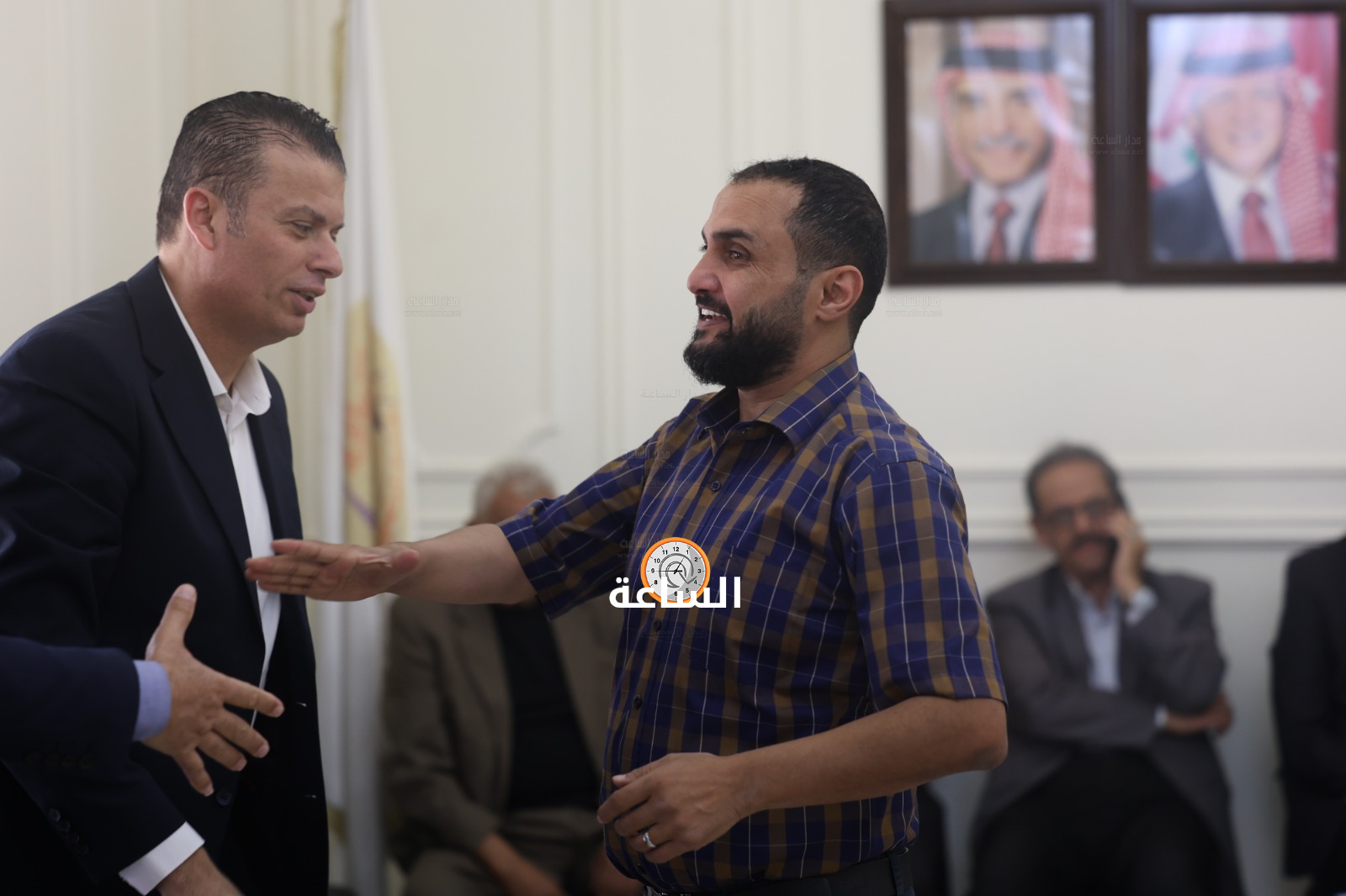 Madar Al-Saa Images 0.9805819504115323