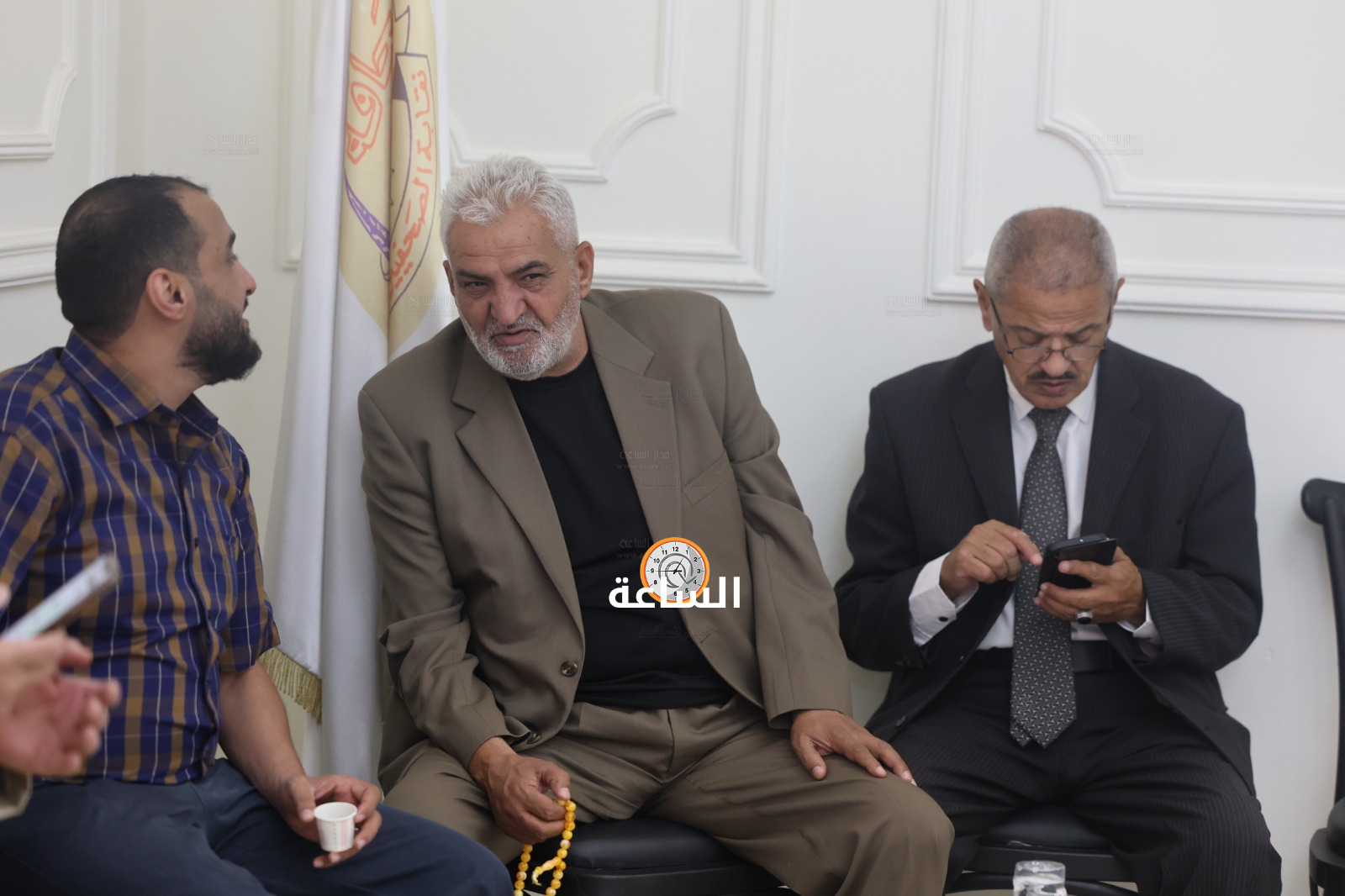 Madar Al-Saa Images 0.45224378860813497