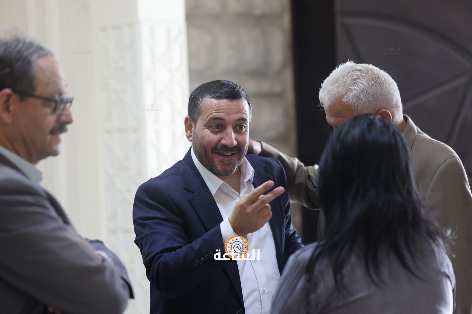 Madar Al-Saa Images 0.8085176650449215