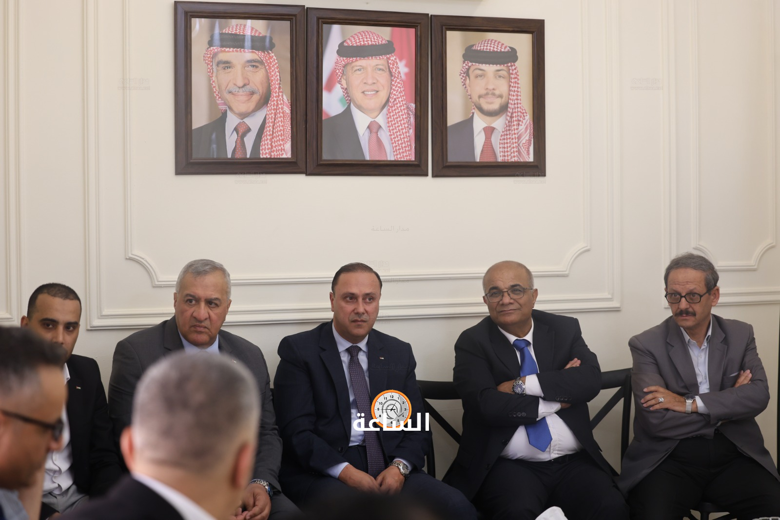 Madar Al-Saa Images 0.23810802307456103