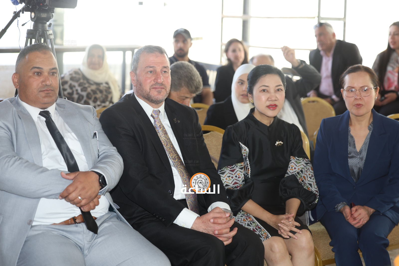 Madar Al-Saa Images 0.9189646814977196