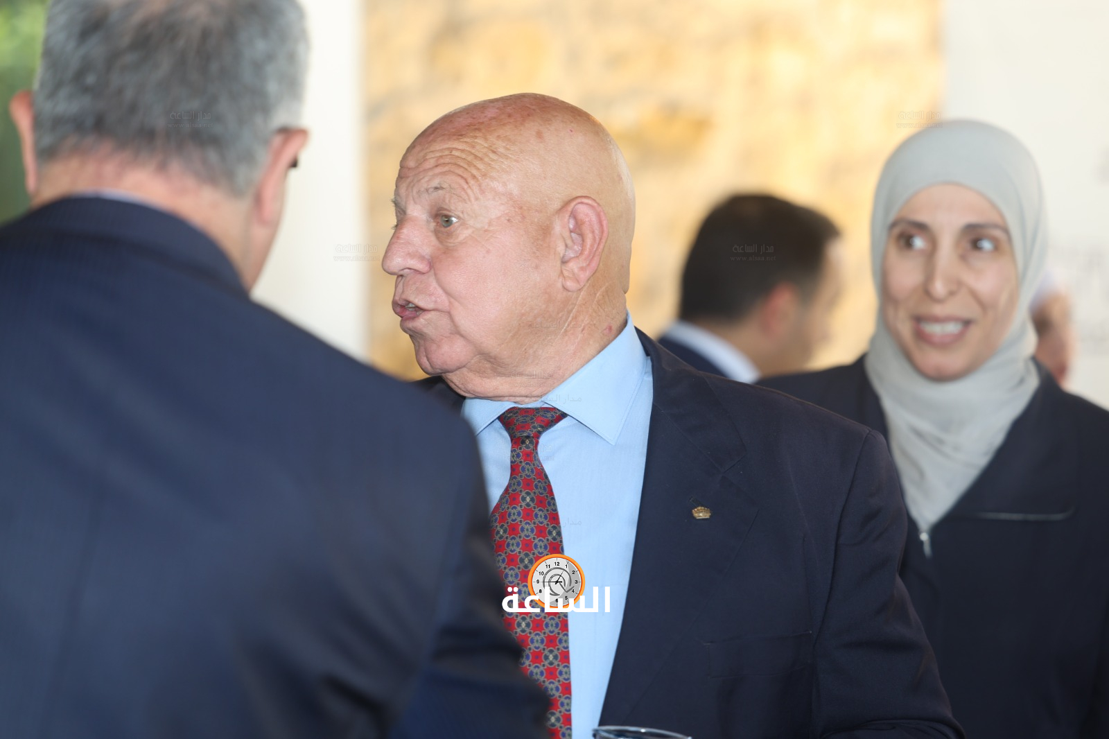 Madar Al-Saa Images 0.5173790849200128