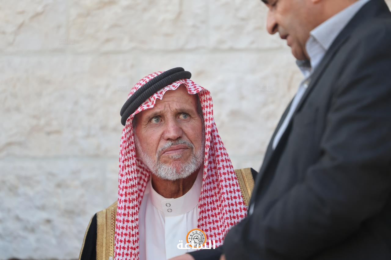 Madar Al-Saa Images 0.6235262543521417