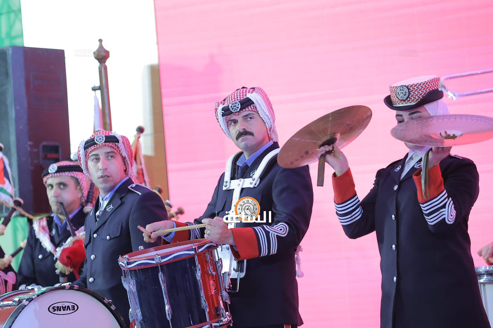 Madar Al-Saa Images 0.02972804215599434