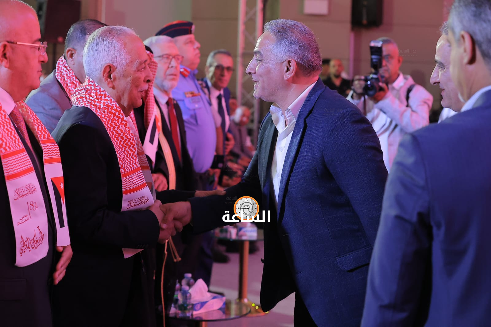 Madar Al-Saa Images 0.8087430160658715