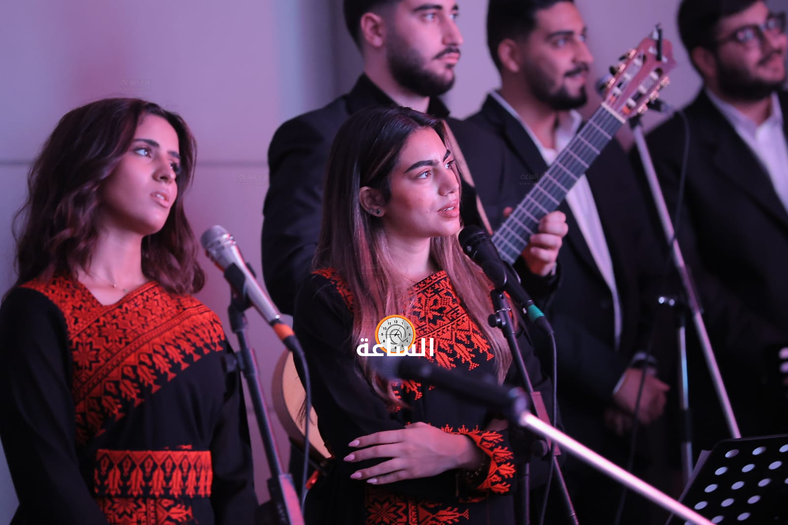 Madar Al-Saa Images 0.4418026058351161