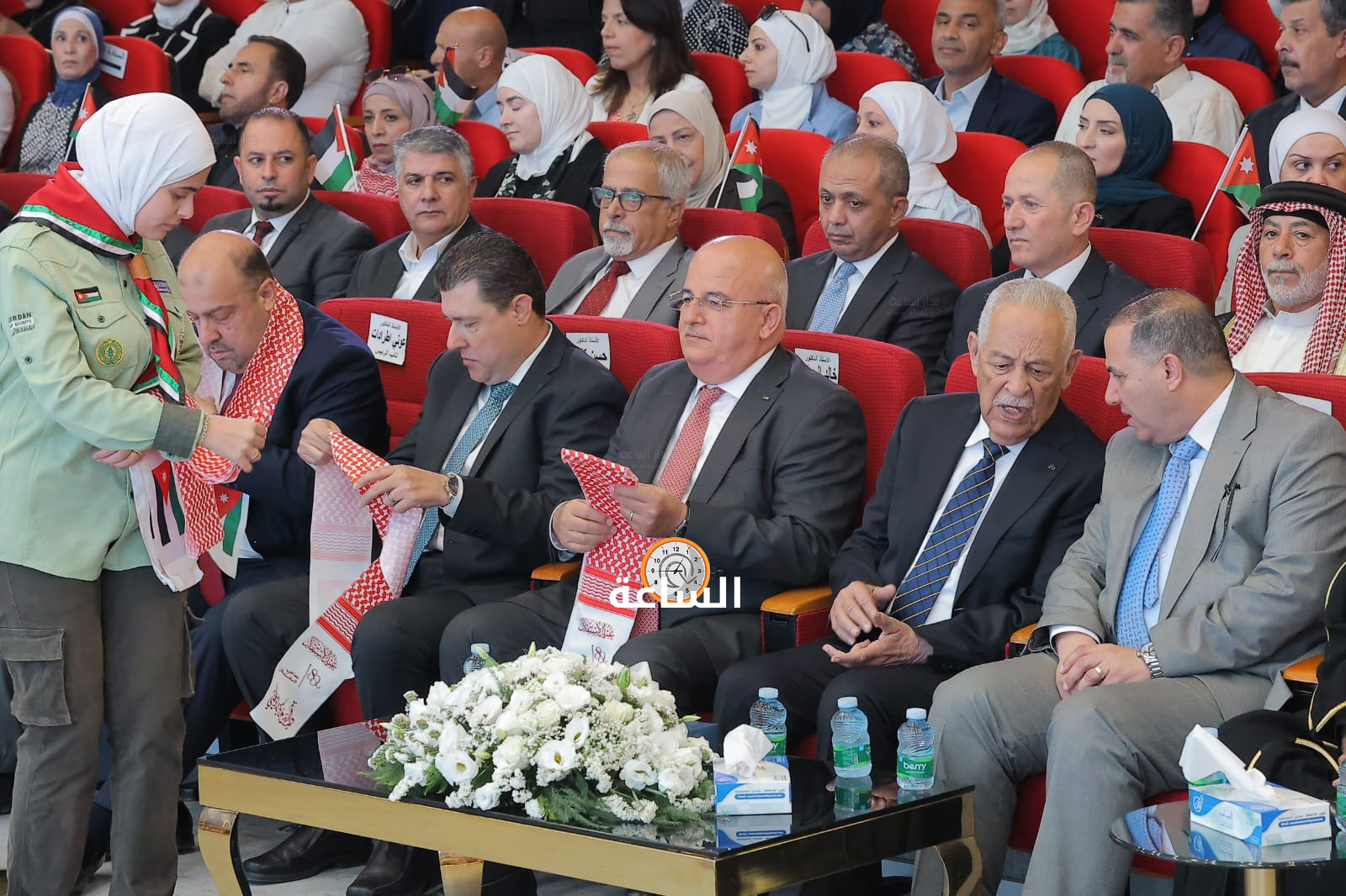 Madar Al-Saa Images 0.2685341775949549