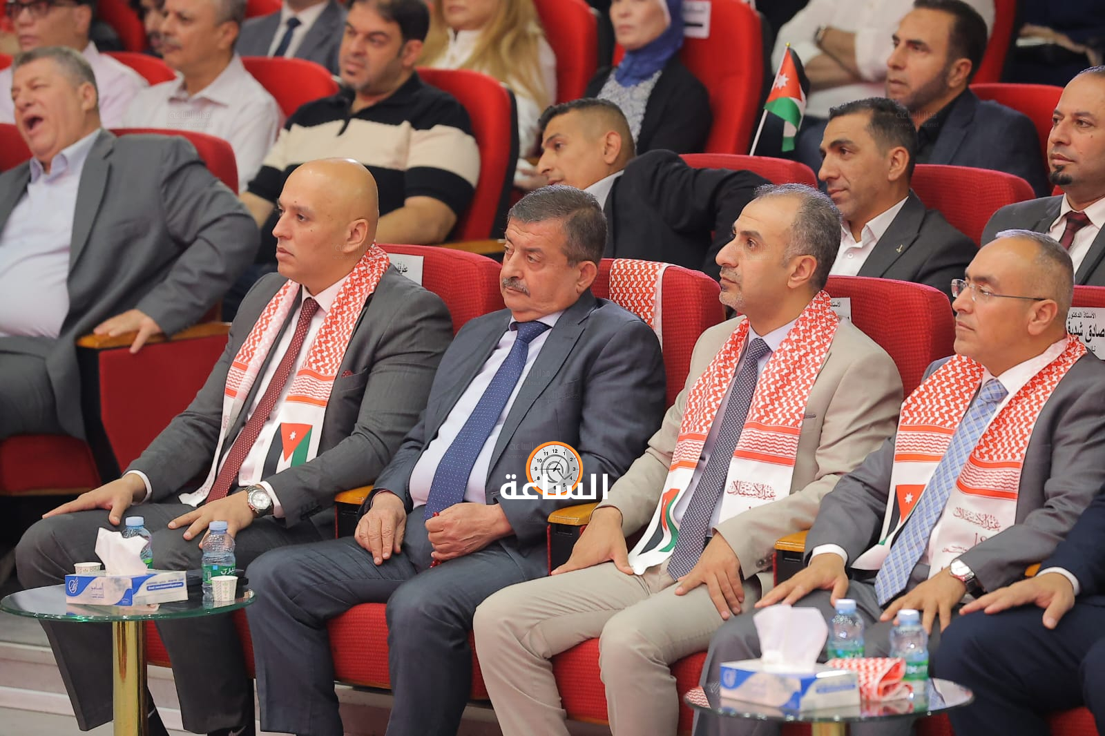 Madar Al-Saa Images 0.6373929090346472