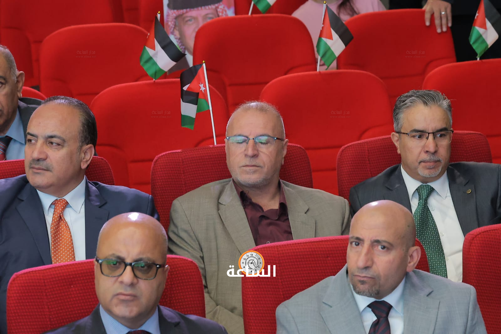 Madar Al-Saa Images 0.10601064270569094