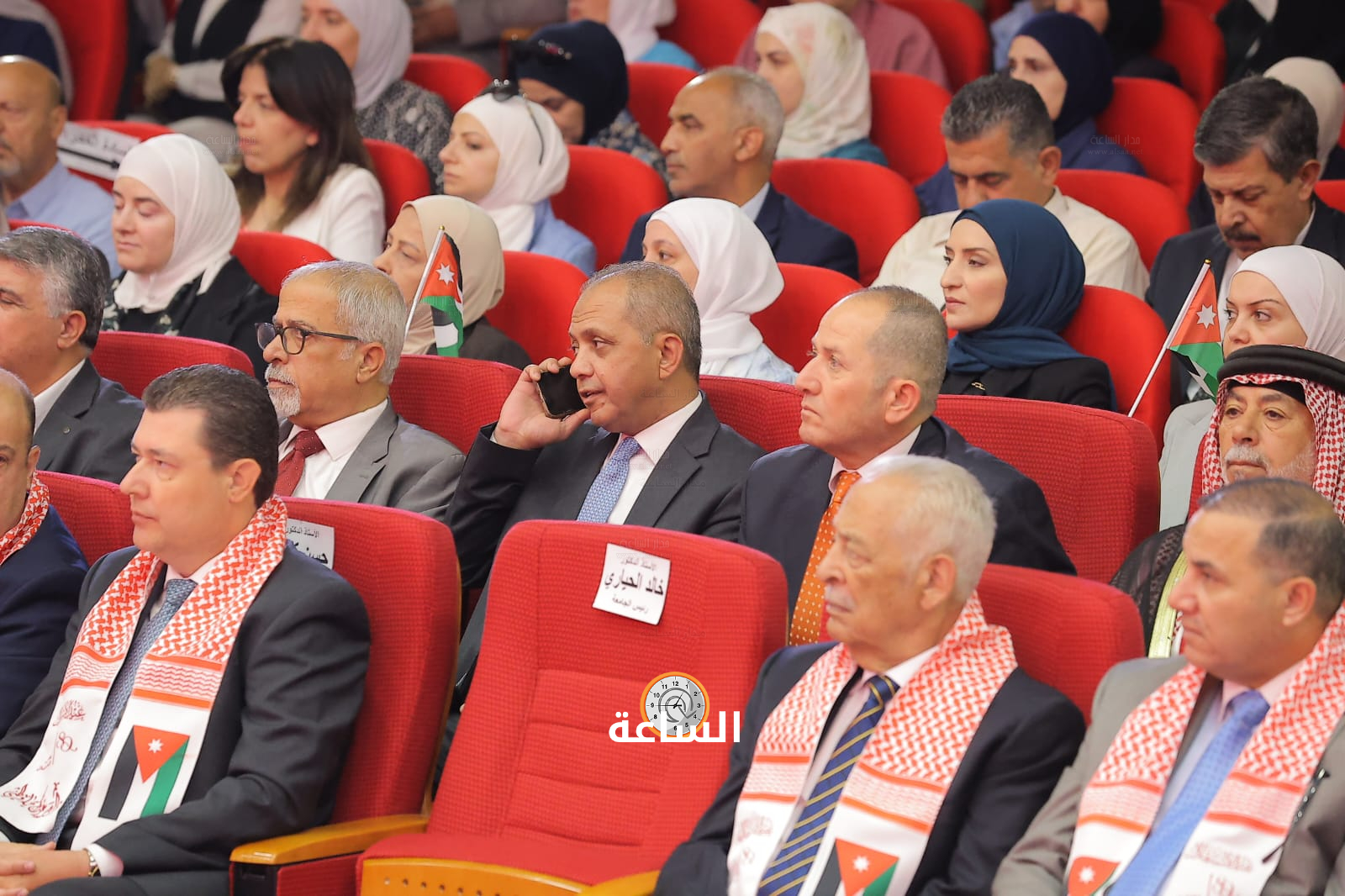 Madar Al-Saa Images 0.8971537849765807