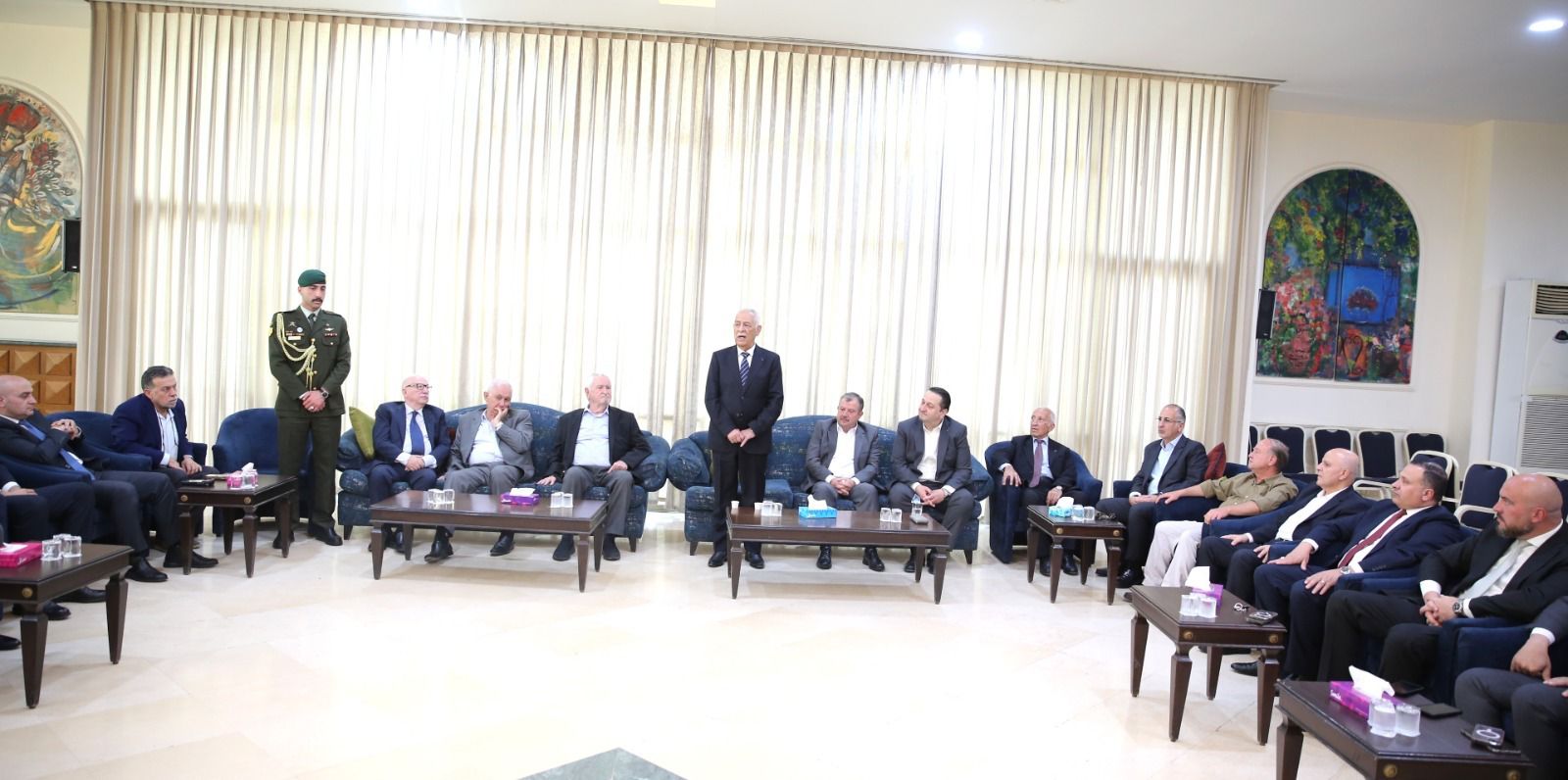 Madar Al-Saa Images 0.42435303680888237