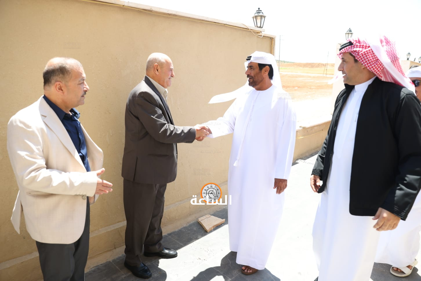 Madar Al-Saa Images 0.0033116773211798733