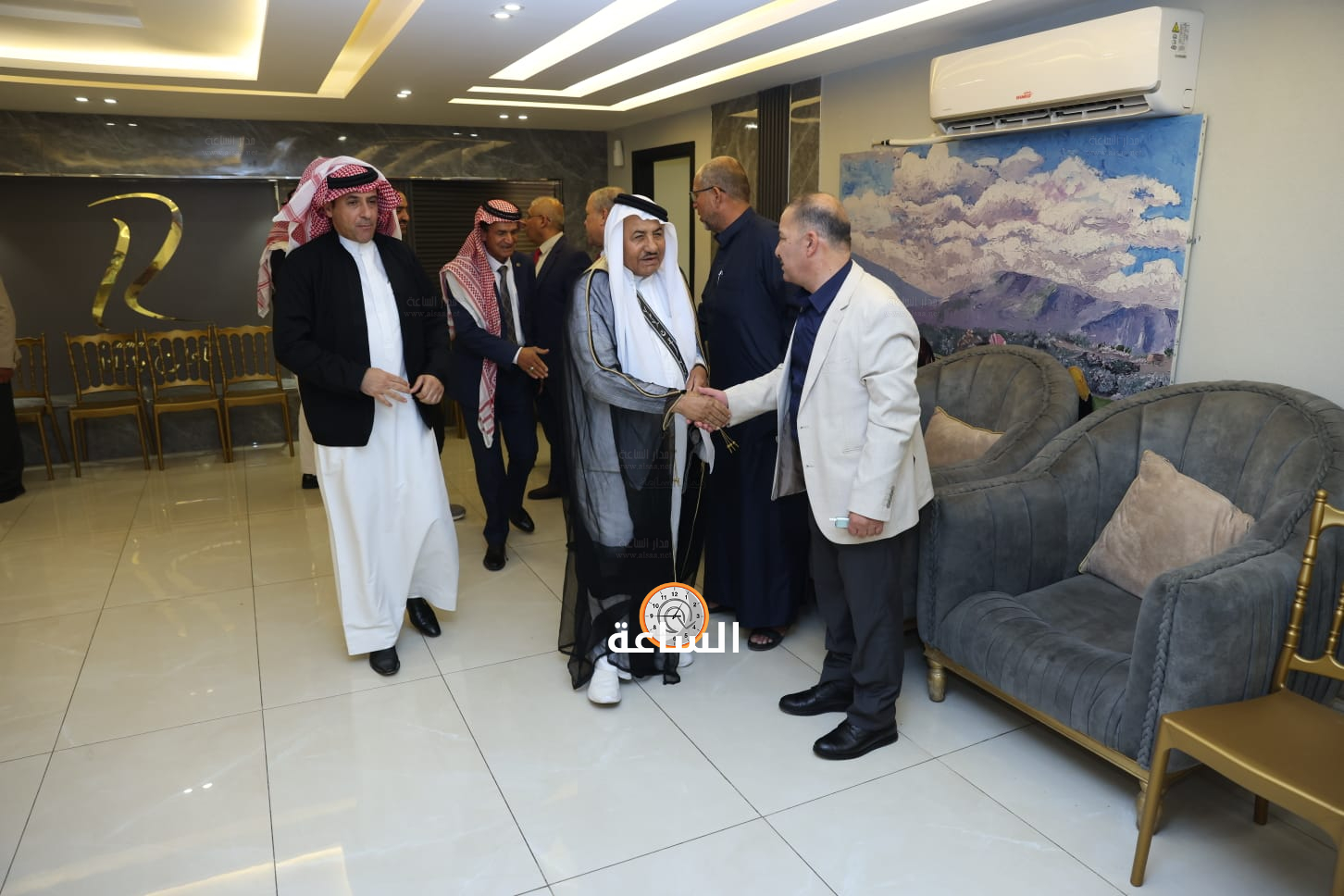 Madar Al-Saa Images 0.982885570495683