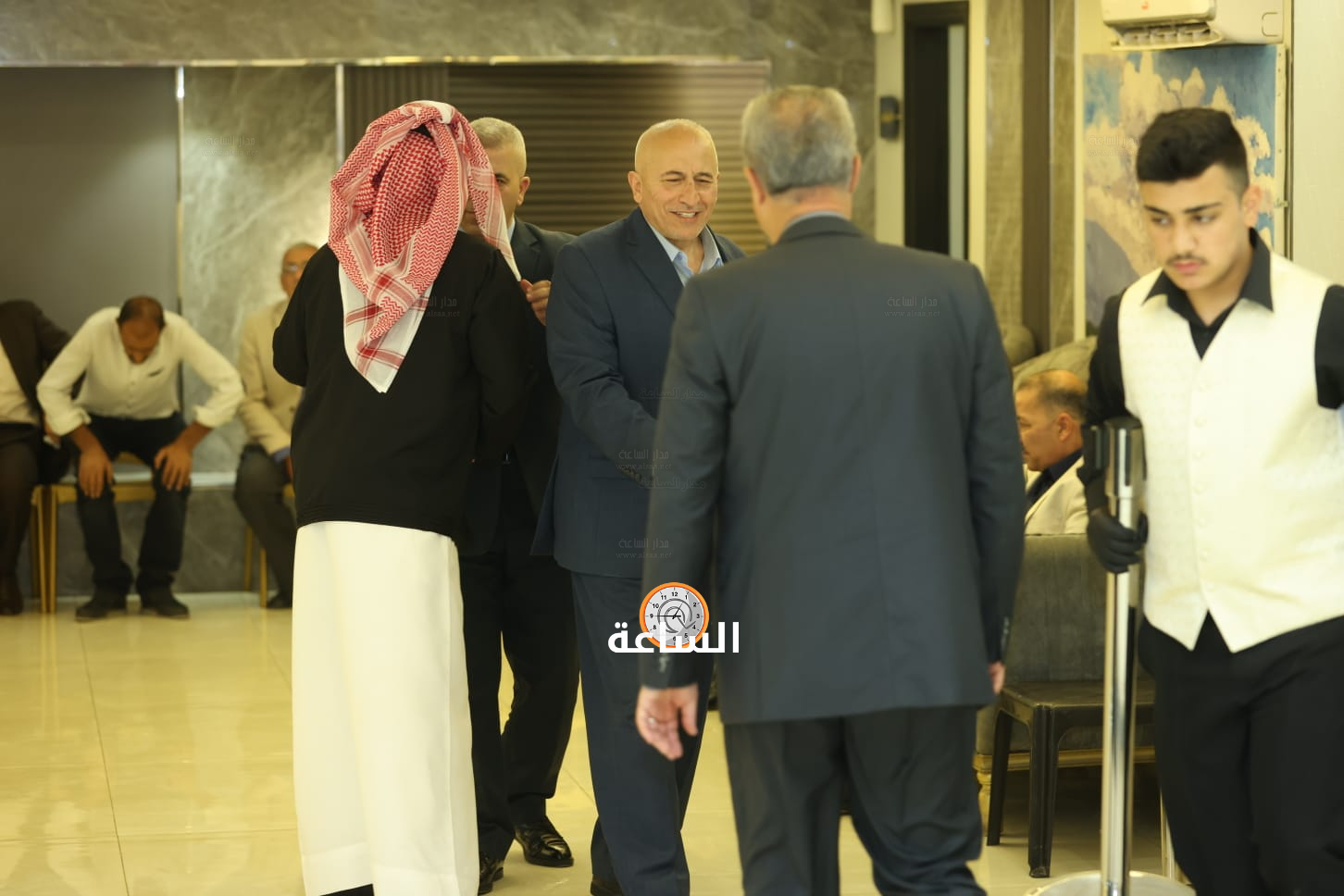 Madar Al-Saa Images 0.10428983750360521