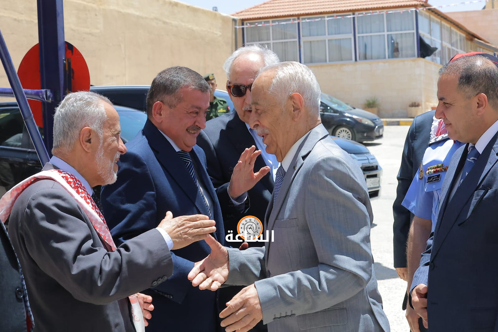 Madar Al-Saa Images 0.16839266322717494
