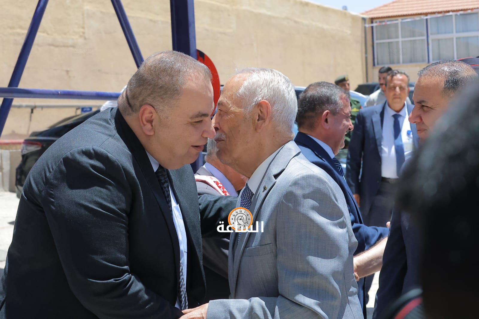 Madar Al-Saa Images 0.6480677119376493