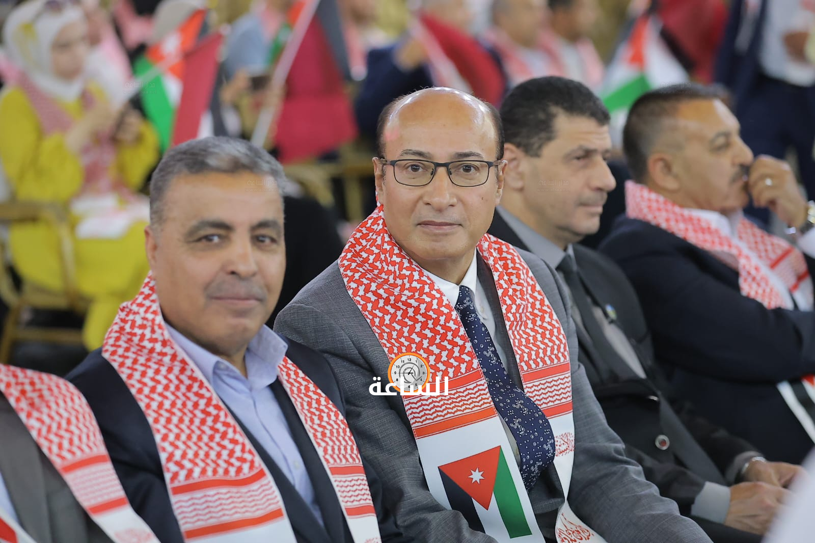 Madar Al-Saa Images 0.18008160867229406