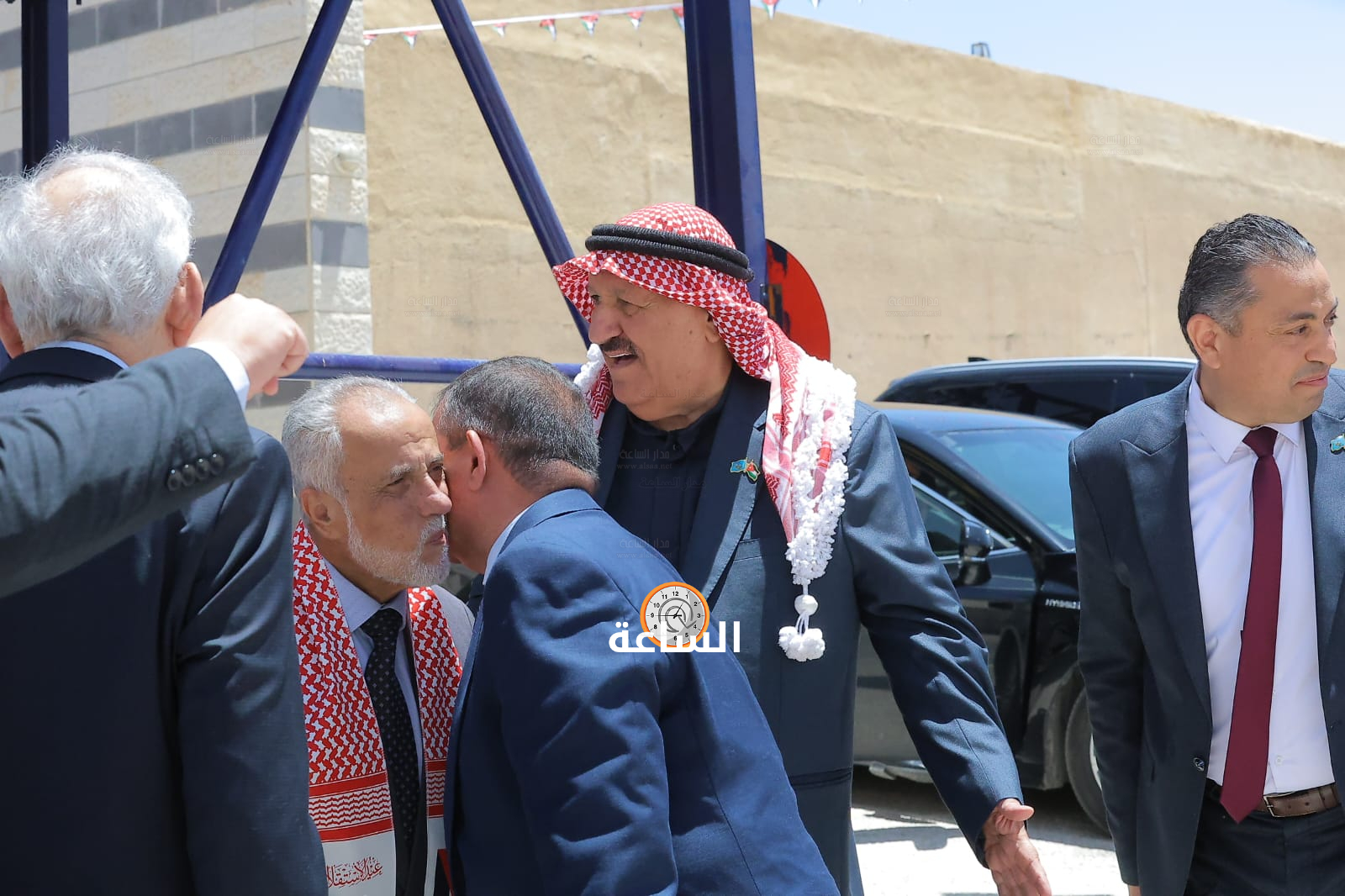 Madar Al-Saa Images 0.9544397238870893