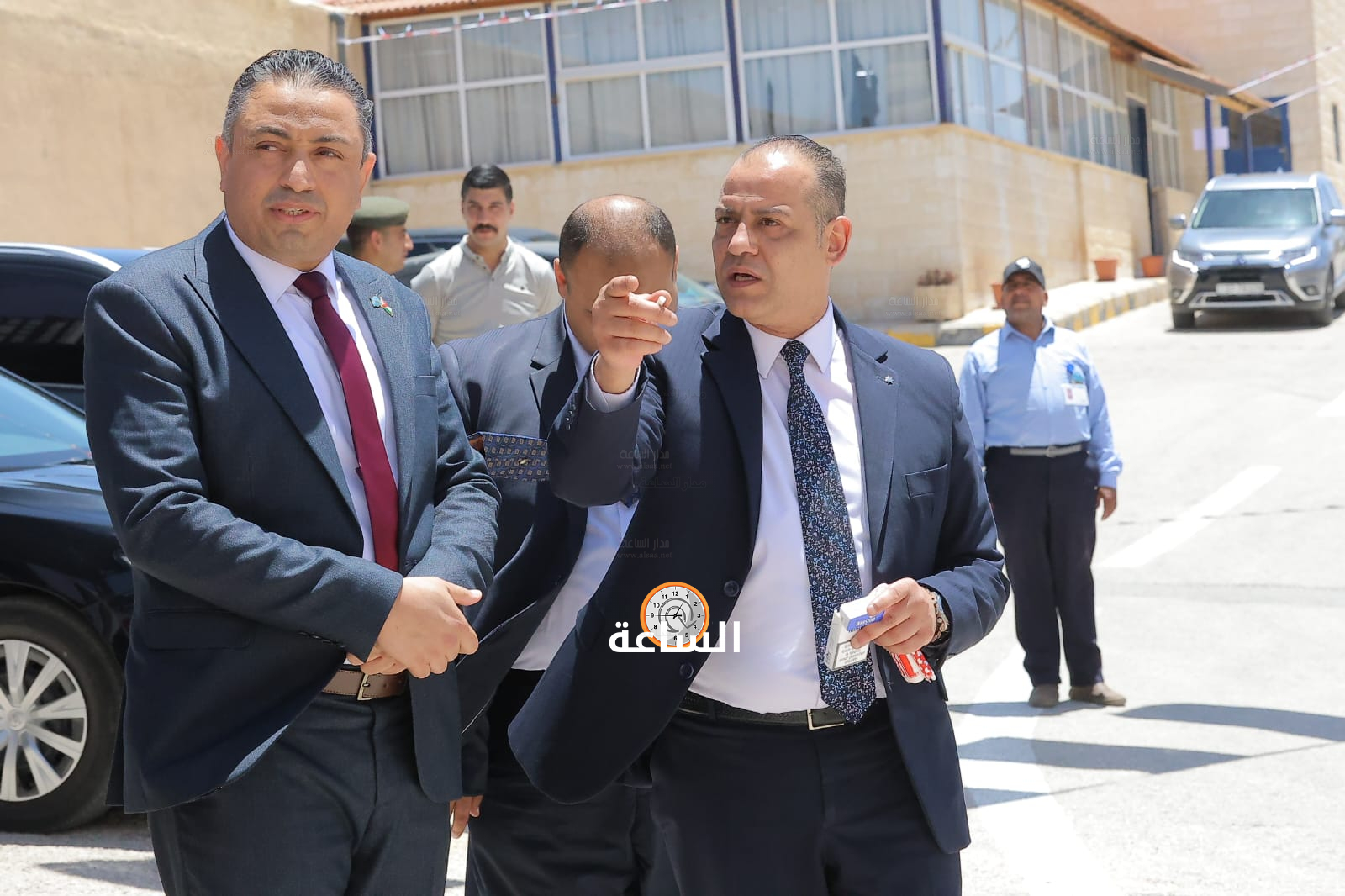 Madar Al-Saa Images 0.07870057101925931
