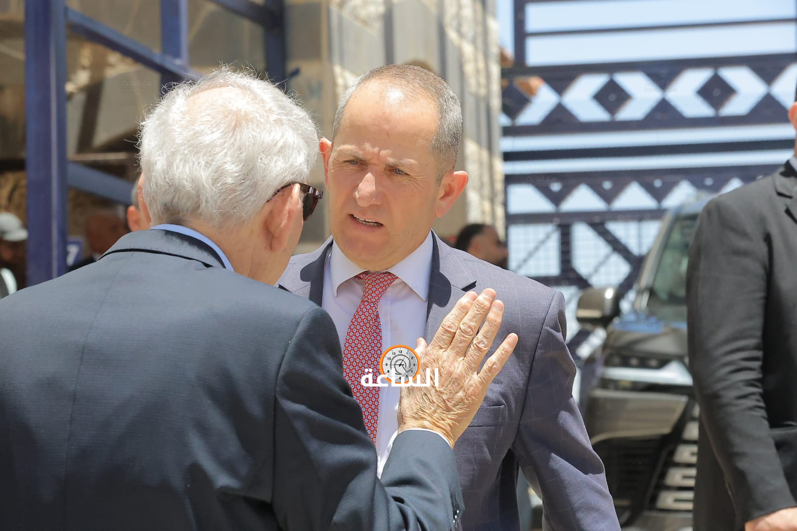 Madar Al-Saa Images 0.32659805707560574