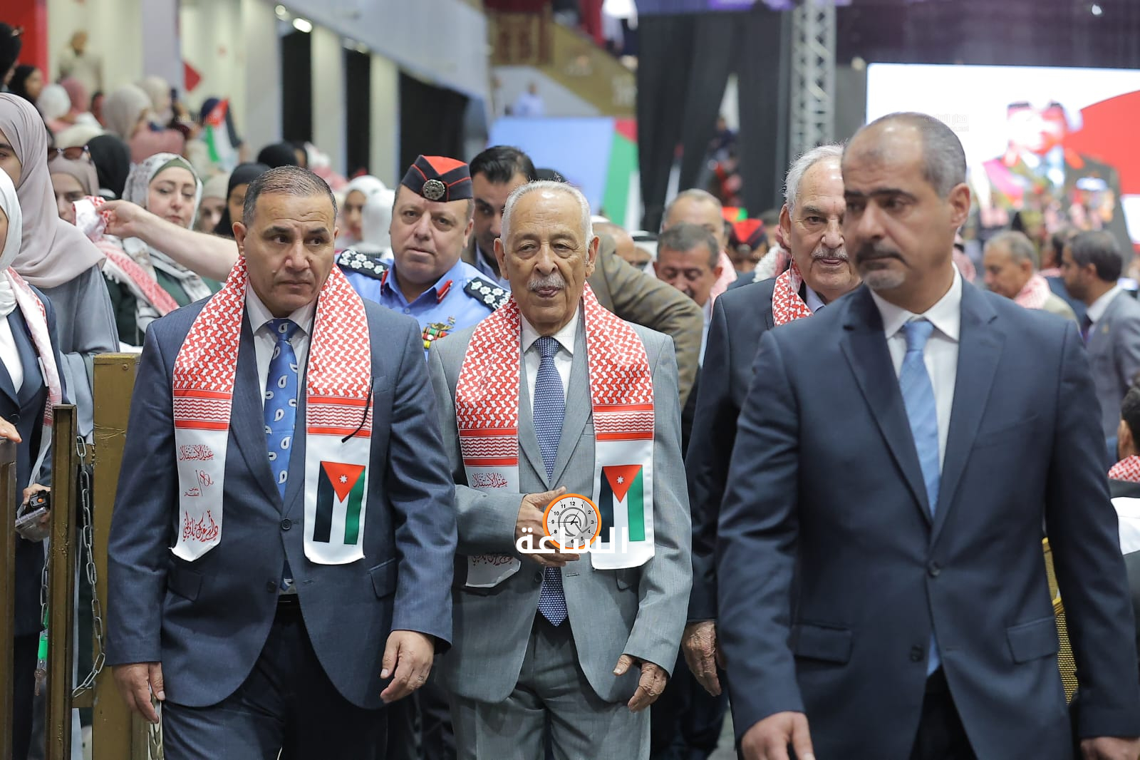 Madar Al-Saa Images 0.056268375007266336
