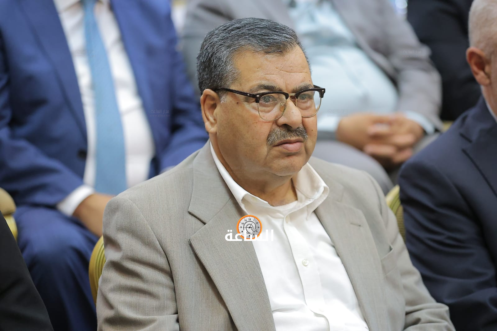 Madar Al-Saa Images 0.1356879899835921