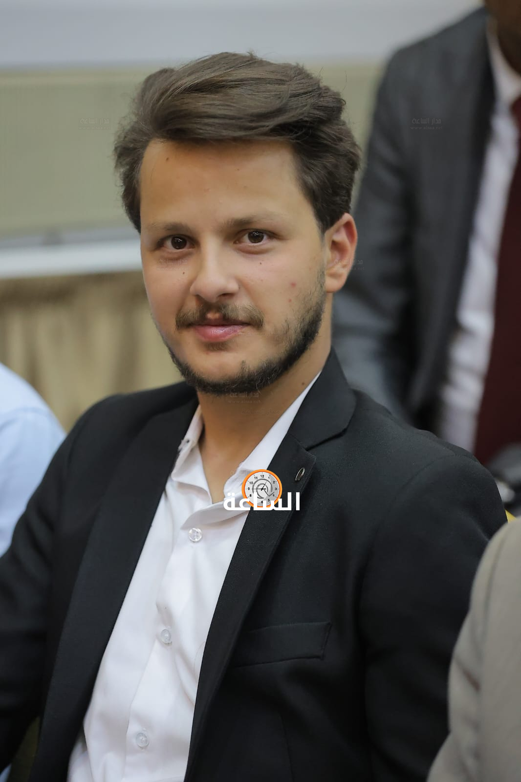 Madar Al-Saa Images 0.4081668344012723