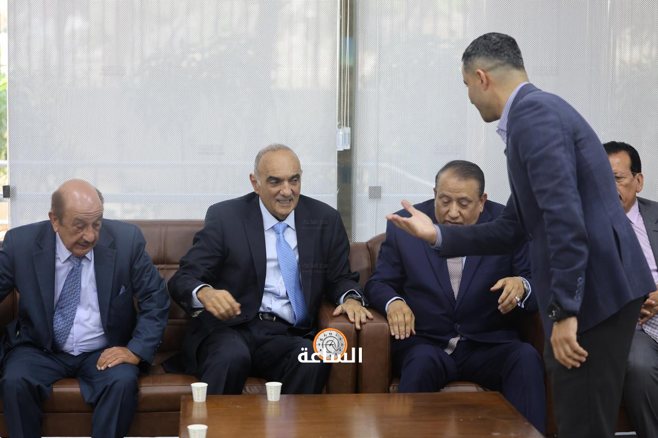 Madar Al-Saa Images 0.32140464660032986