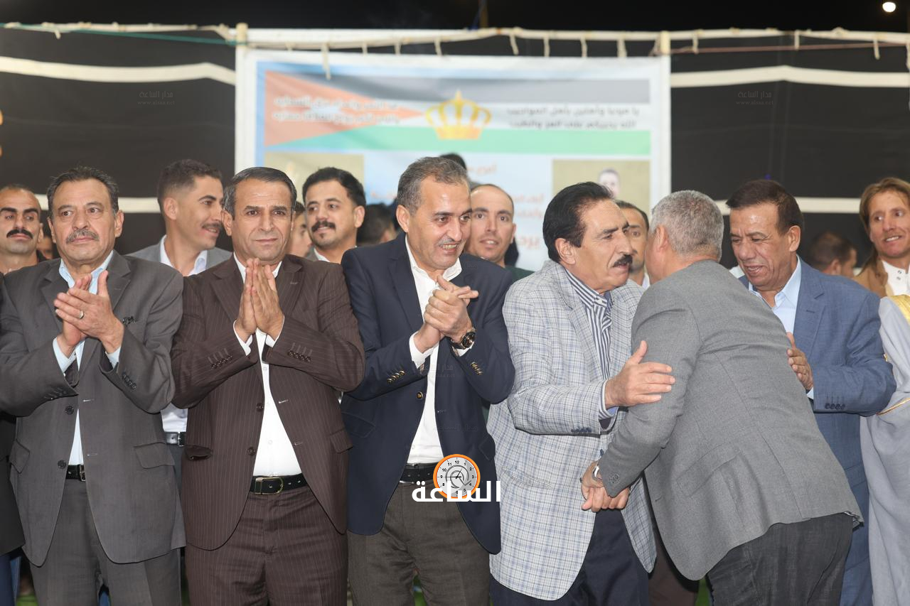 Madar Al-Saa Images 0.7253579899862745
