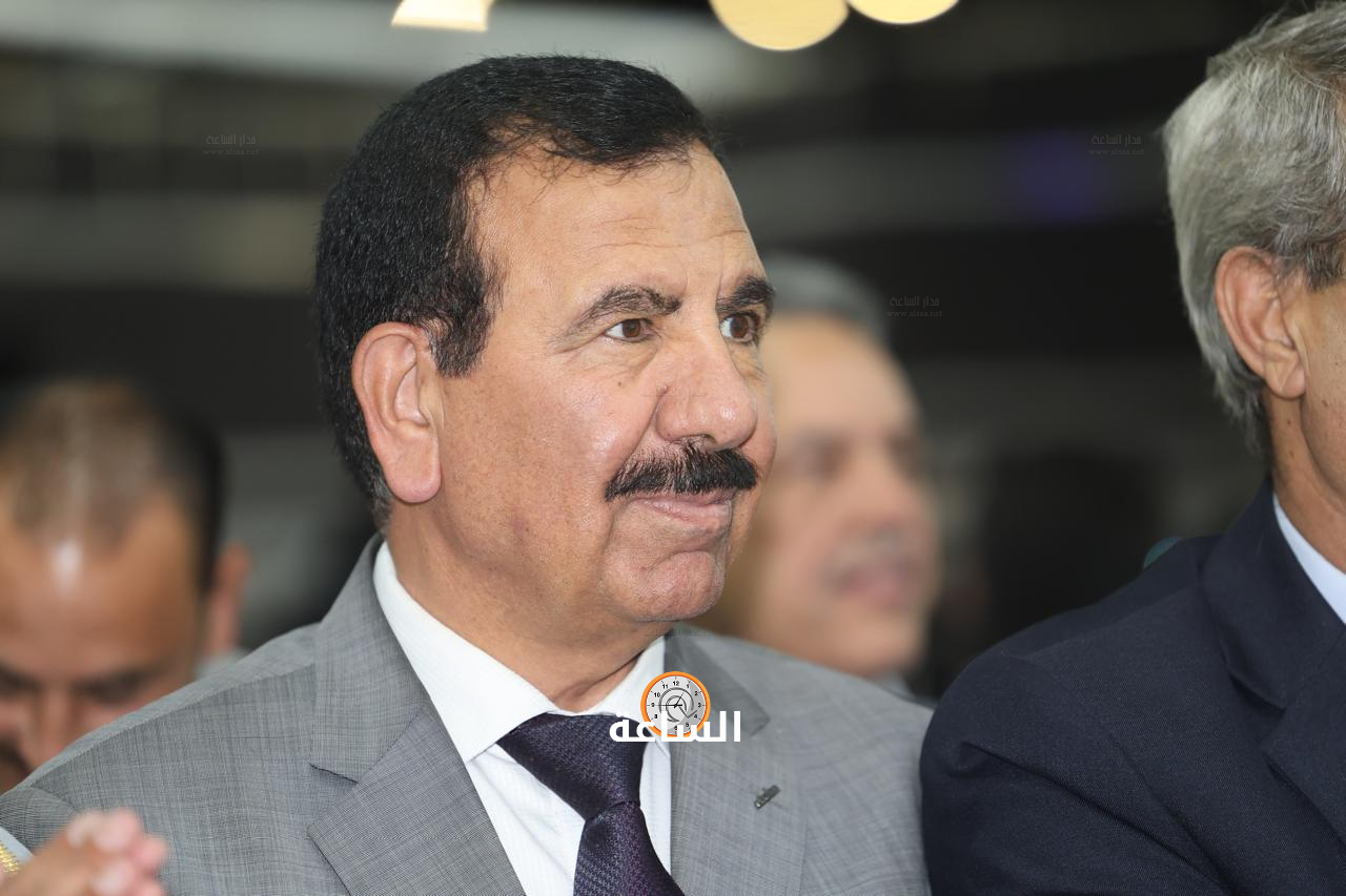 Madar Al-Saa Images 0.48147137537614704