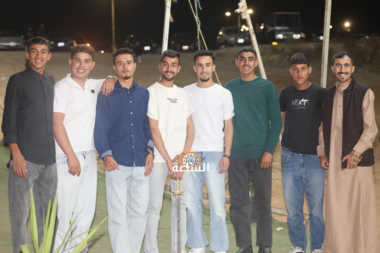 Madar Al-Saa Images 0.7767877290993003