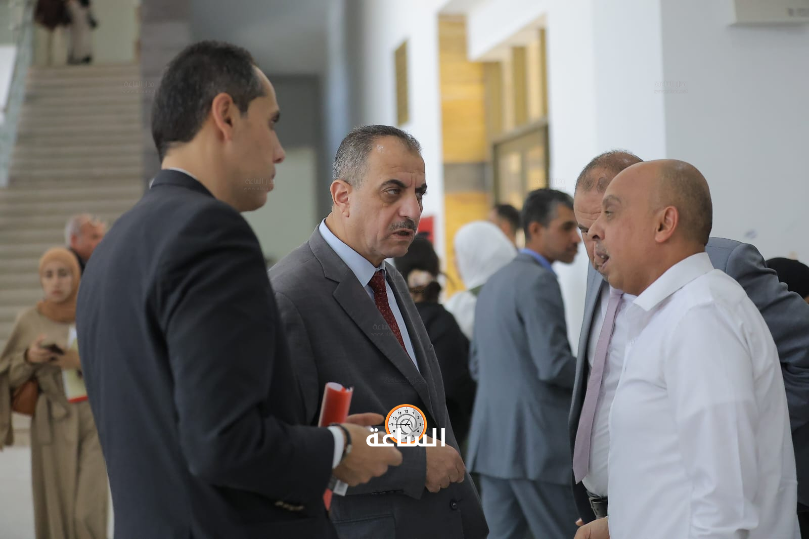 Madar Al-Saa Images 0.275716986056068