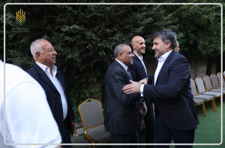 Madar Al-Saa Images 0.6539847082769656