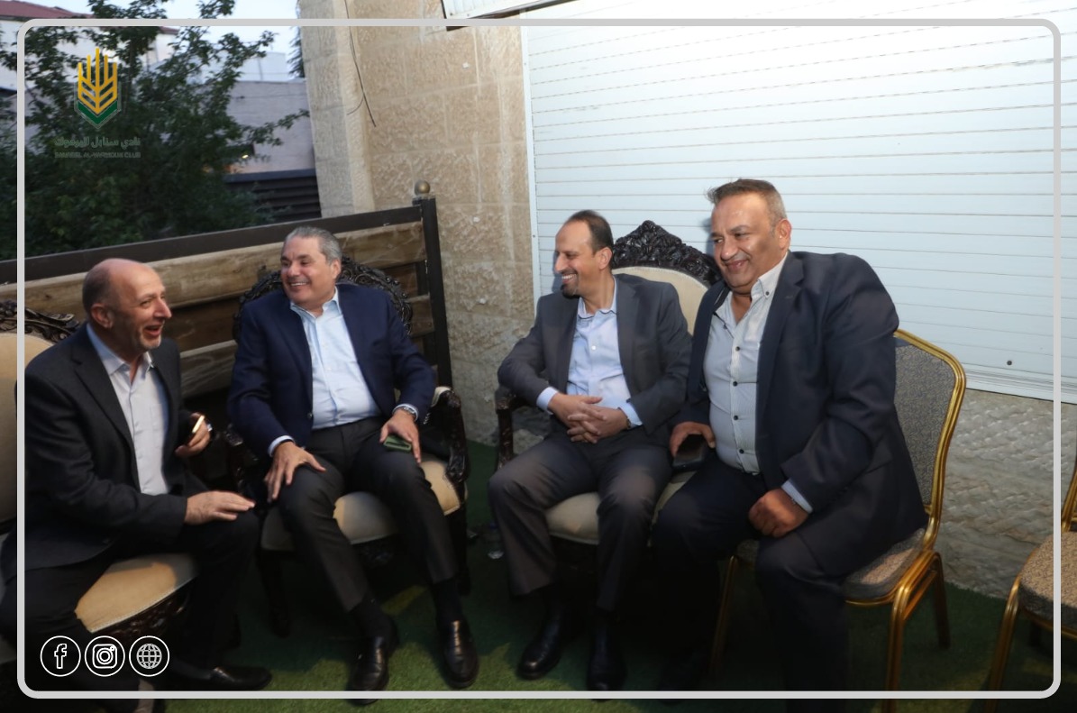Madar Al-Saa Images 0.47095495913158547