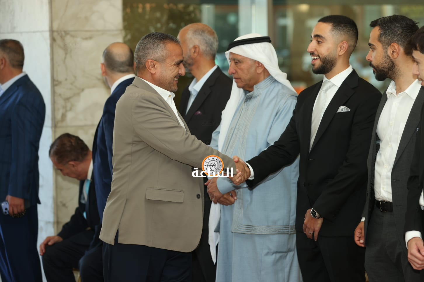Madar Al-Saa Images 0.47673326300195995
