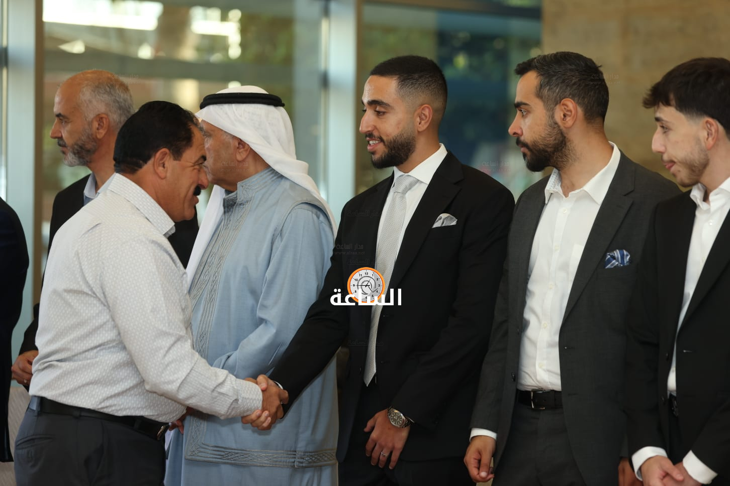 Madar Al-Saa Images 0.39272036523830056