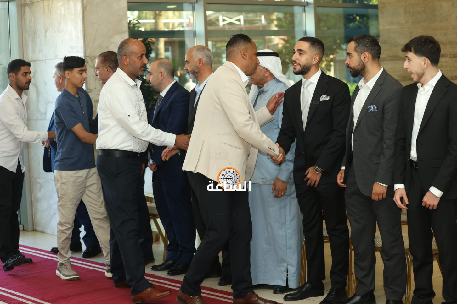 Madar Al-Saa Images 0.9725444368719115