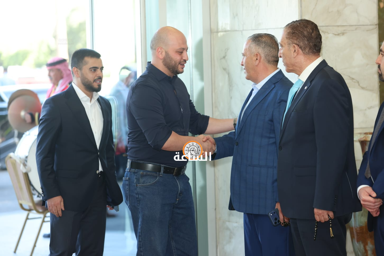 Madar Al-Saa Images 0.24963496355731063