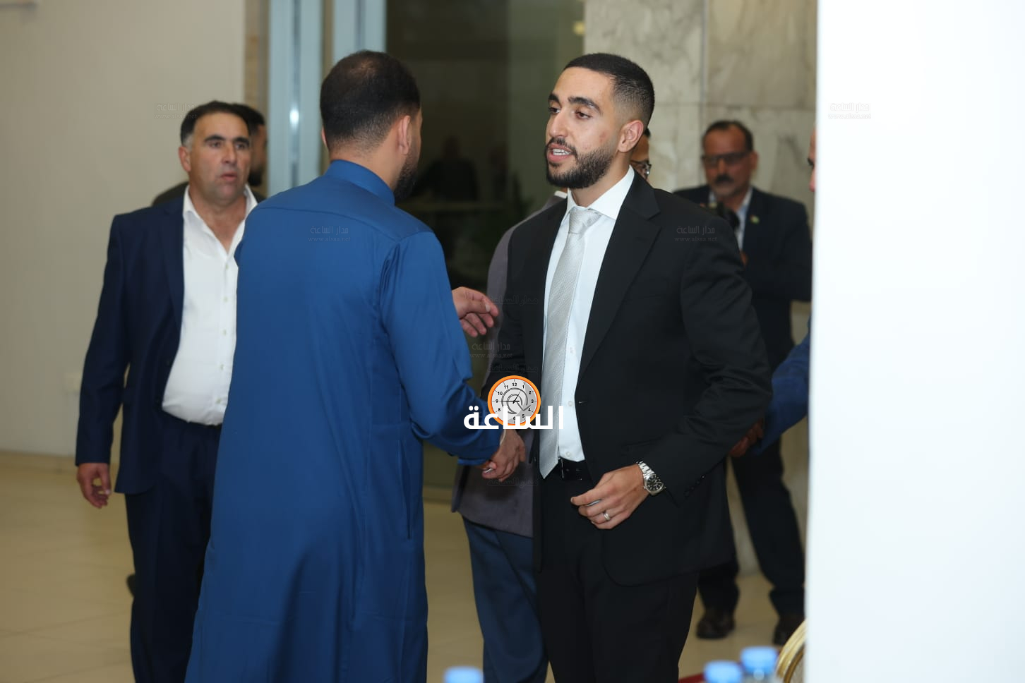 Madar Al-Saa Images 0.11124342671555465